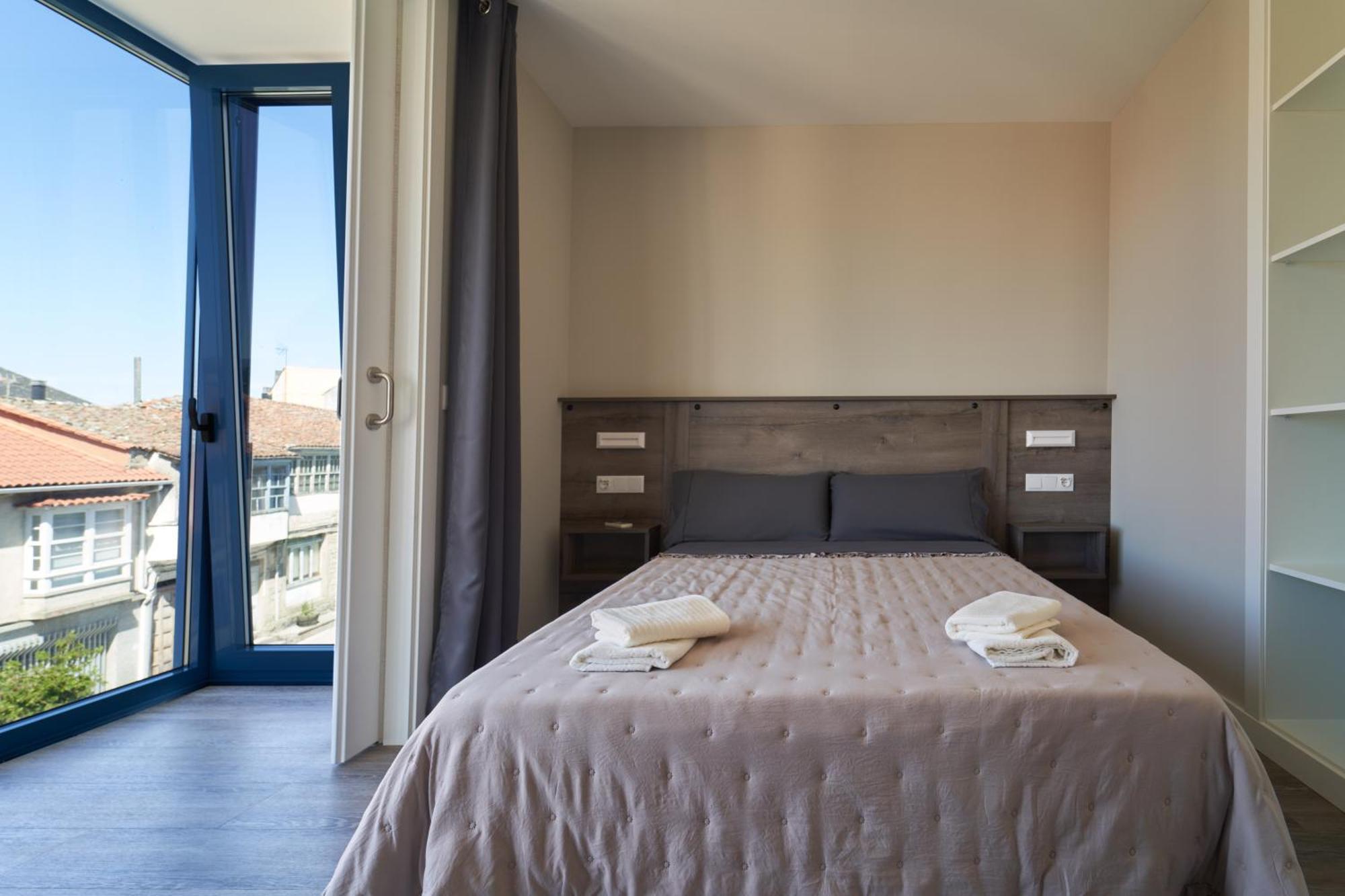 Apartamentos Carballal Palas de Rei Buitenkant foto